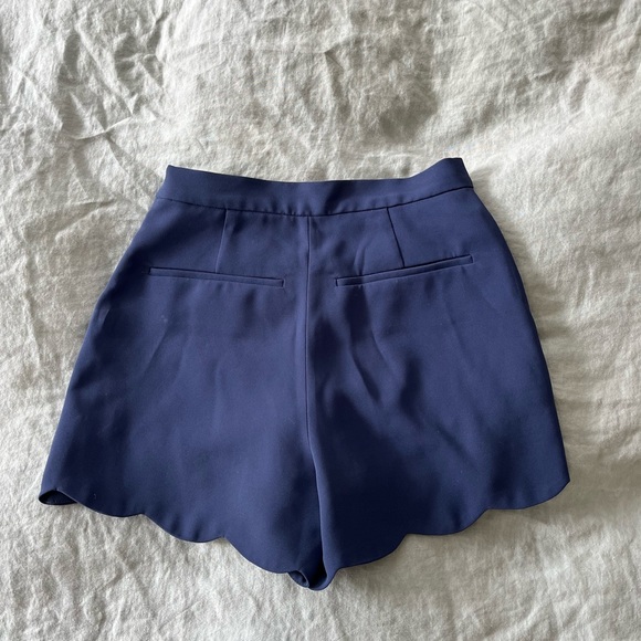 Wilfred Shorts - Picture 2 of 3